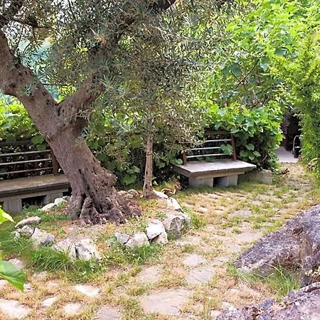 La Dimora Antica Bed & Breakfast